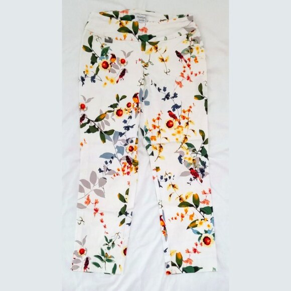 Peck & Peck Stein Mart Crop Ankle Pull On White Pants with Floral Bird Print 8P - Picture 1 of 8